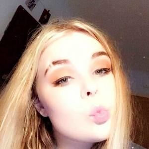 Meet your Posher, Mikaylee